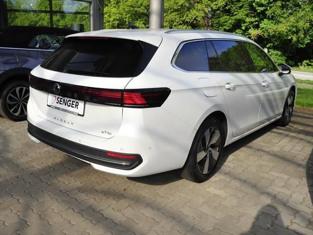 Gebraucht VW Passat Business 150 PS (110 kW) 2024 Weiß Kombi