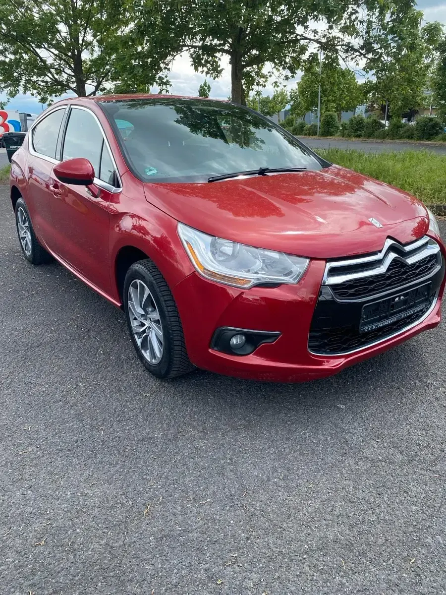 Gebraucht Citroën DS4 120 PS (88 kW) 2012 Rot Kleinwagen