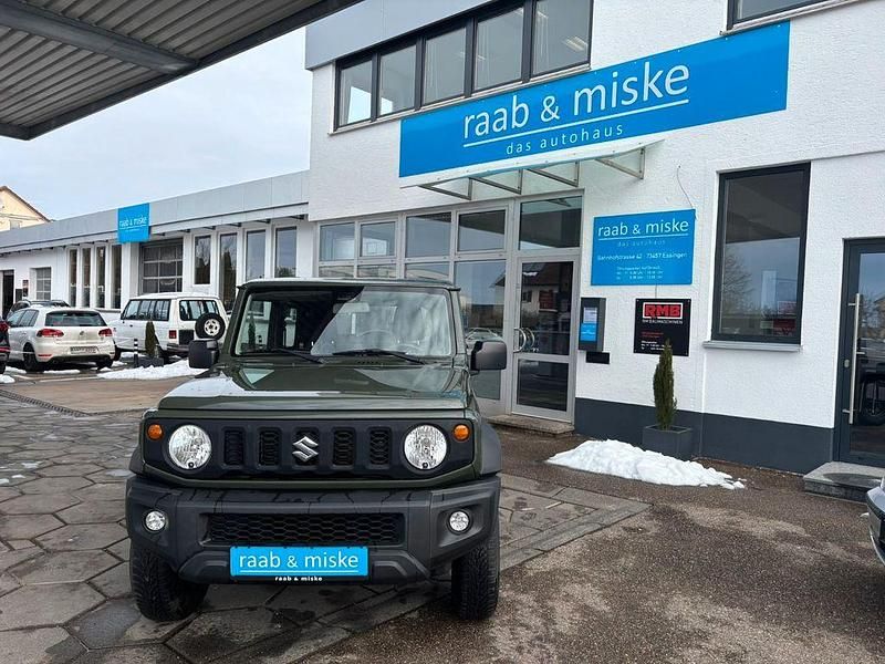 Grün Gebraucht 2019 Suzuki Jimny Comfort SUV | 29.990 € (Etwas zu teuer) - Bild 1/4