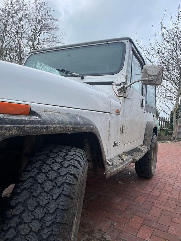 Gebraucht Jeep Wrangler 122 PS (89 kW) 1990 Weiß SUV