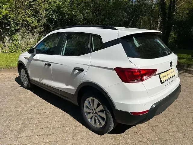 Gebraucht Seat Arona Reference 95 PS (69 kW) 2020 Candy white SUV