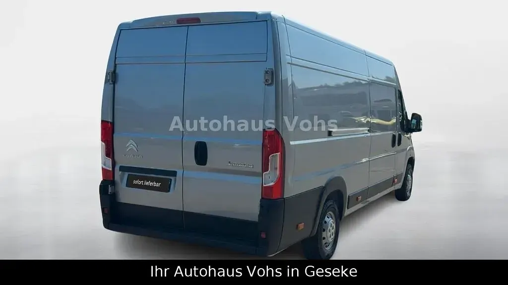 Neu Citroën Jumper 165 PS (121 kW) 2026 Grau Van / Kleinbus