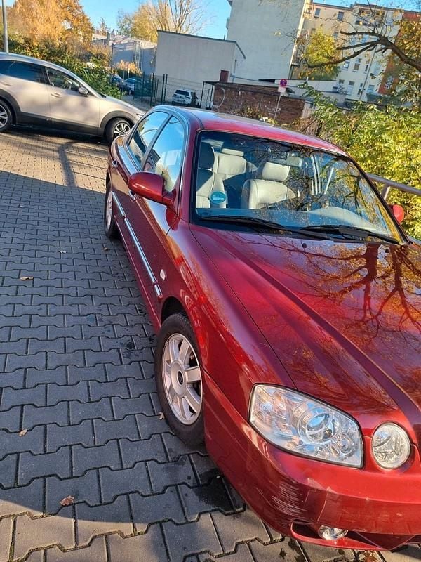 Rot Gebraucht 2007 Kia Magentis Limousine | 1.400 € - Bild 1/4