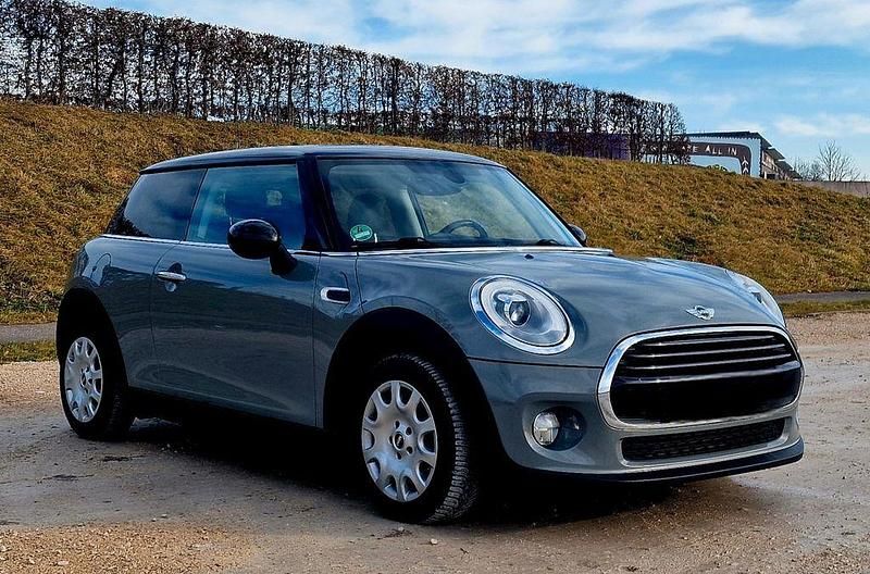 Gebraucht Mini Cooper Chili 136 PS (100 kW) 2016 Grau Kleinwagen