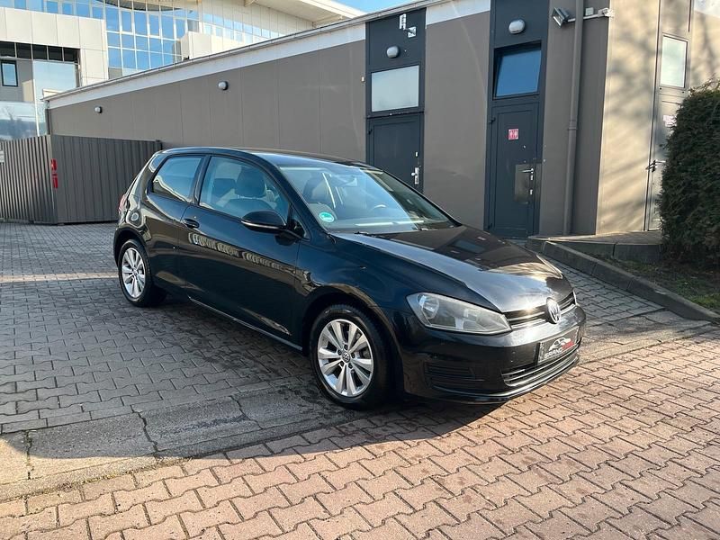 Gebraucht VW Golf VII 85 PS (62 kW) 2013 Schwarz Kleinwagen