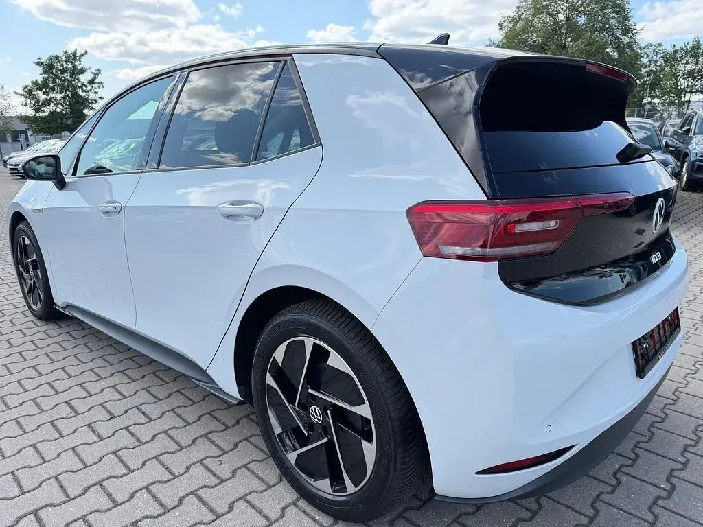 Gebraucht VW ID.3 Pro 106 kW (145 PS) 2022 Weiß Kleinwagen
