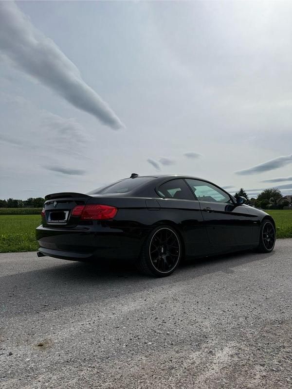 Gebraucht BMW 320 Performance 170 PS (125 kW) 2007 Schwarz Coupé