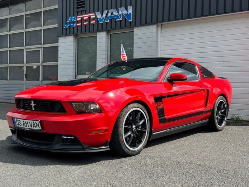 Rot Gebraucht 2011 Ford Mustang Coupé | 43.450 € - Bild 1/4