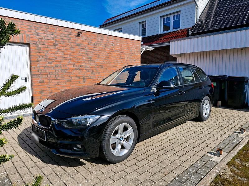 Gebraucht BMW 320 Advantage 190 PS (139 kW) 2017 Schwarz Kombi
