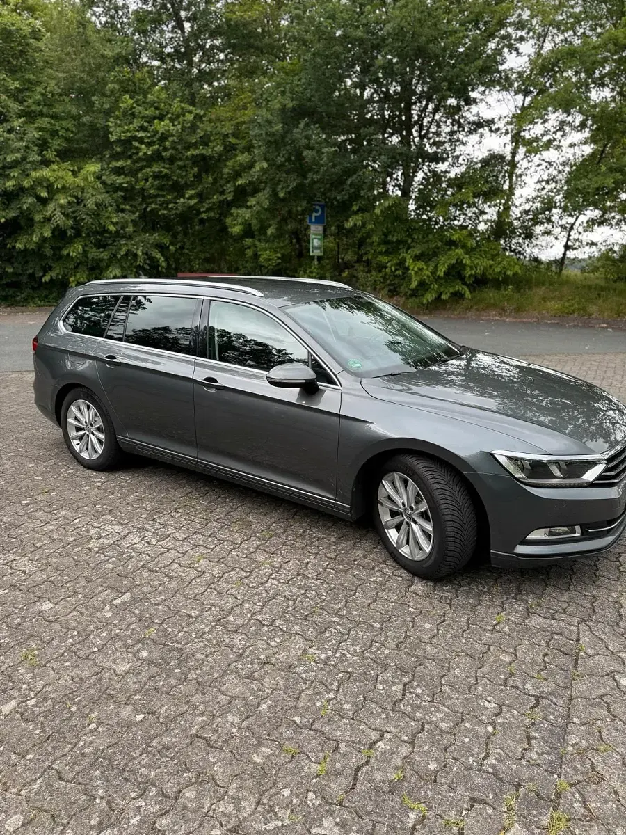 Gebraucht VW Passat Highline 190 PS (139 kW) 2016 Grau Kombi