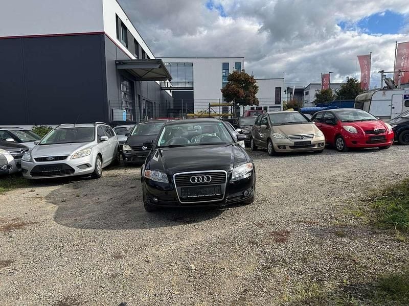 Brillantschwarz Gebraucht 2006 Audi A4 Limousine | 3.500 € (Guter Preis) - Bild 1/4