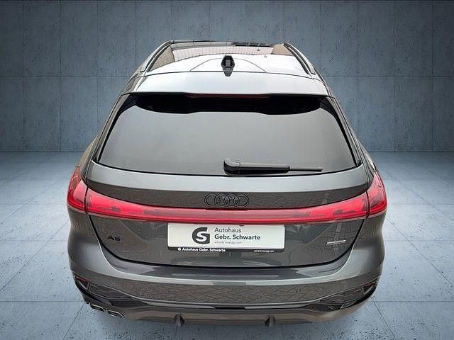 Gebraucht Audi A5 S-Line 204 PS (150 kW) 2025 Grau Kombi