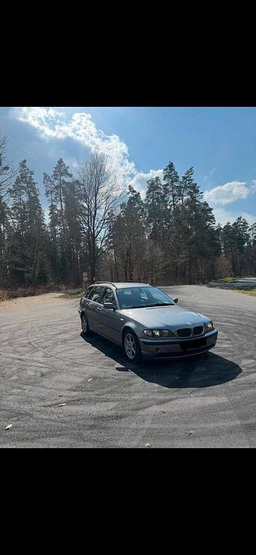 Gebraucht BMW 320 150 PS (110 kW) 2005 Grau Kombi