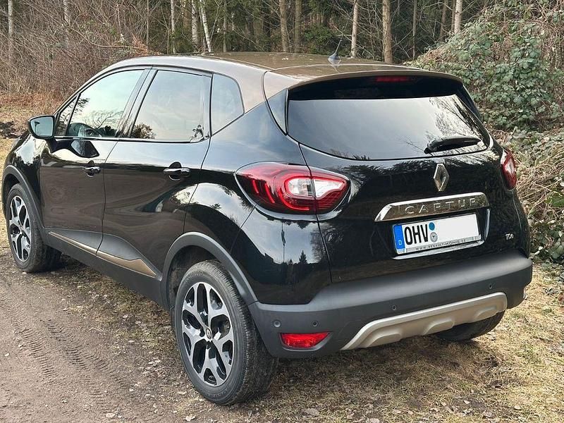 Gebraucht Renault Captur Crossborder 118 PS (86 kW) 2017 Schwarz SUV