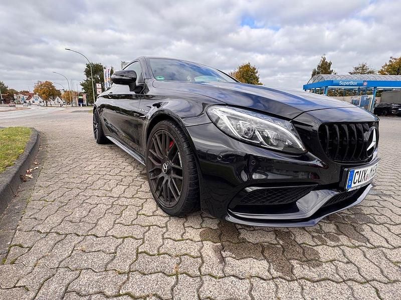 Schwarz Gebraucht 2016 Mercedes C63 AMG AMG Coupé | 47.098 € (Fairer Preis) - Bild 1/4