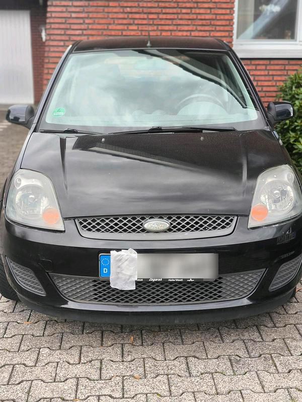 Schwarz Gebraucht 2007 Ford Fiesta Kleinwagen | 2.500 € - Bild 1/3