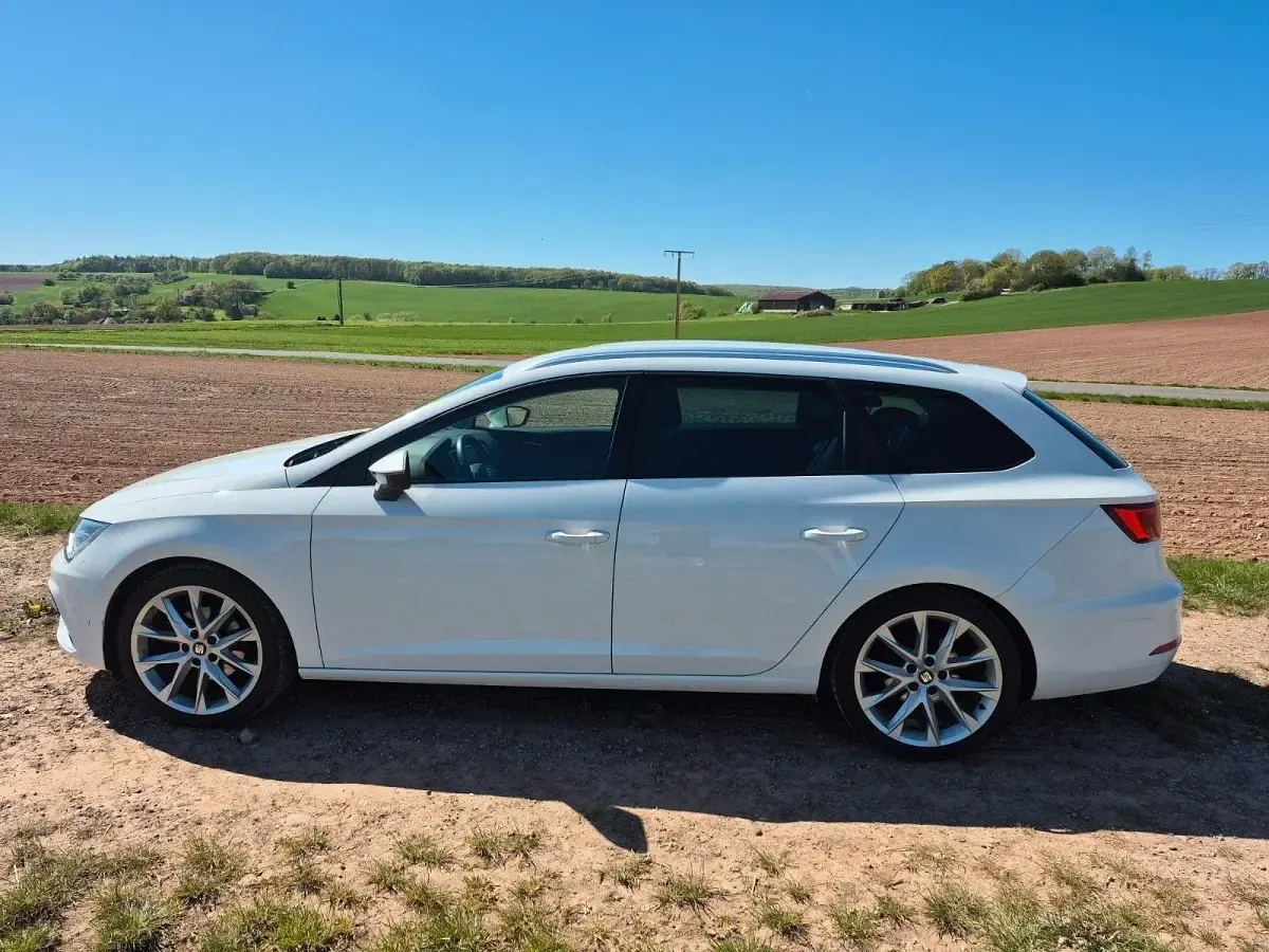 Gebraucht Seat Leon ST FR 131 PS (96 kW) 2019 Weiß Kombi