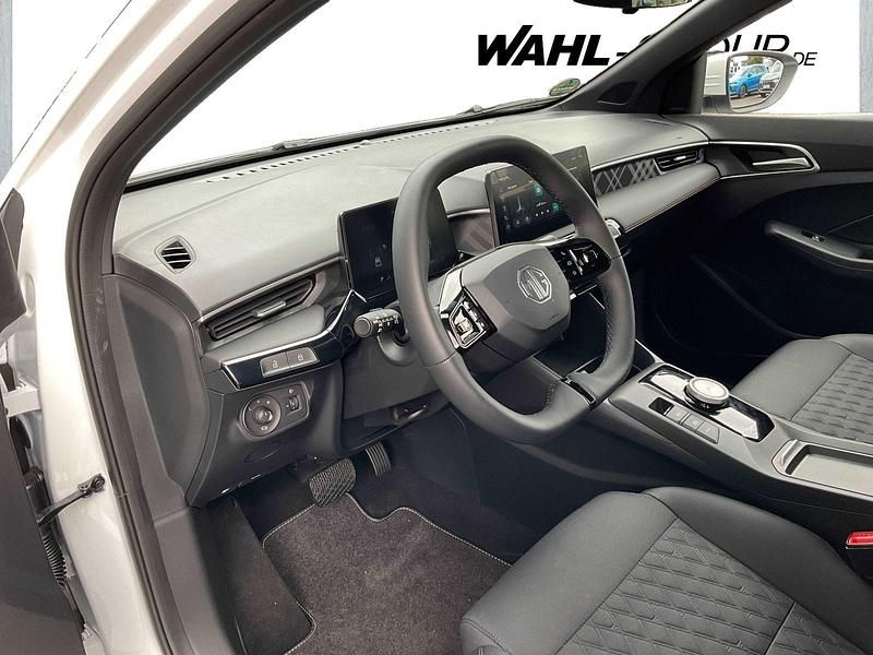 Neu MG MG3 Luxury 195 PS (143 kW) 2025 Weiß Kleinwagen