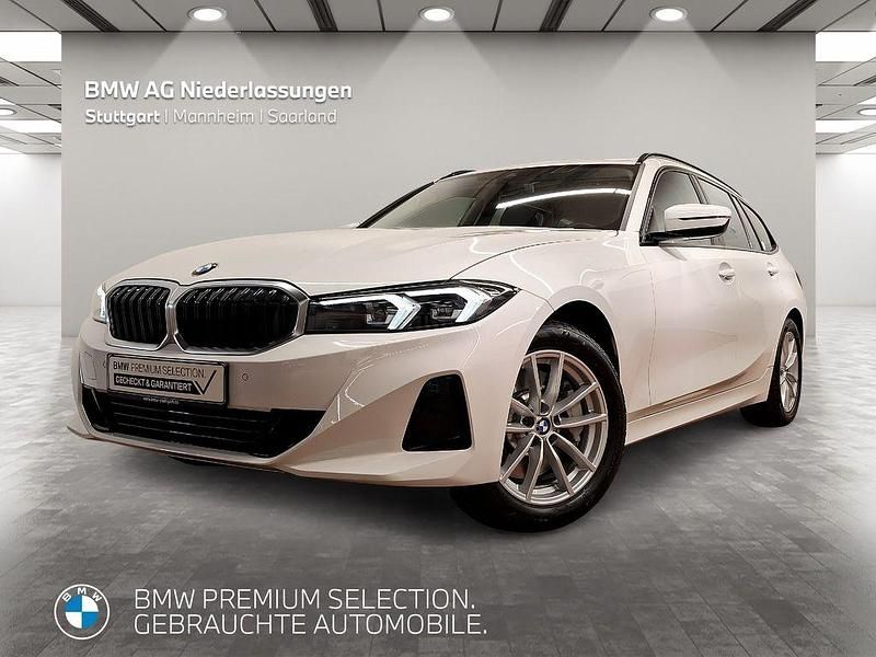 Weiß Gebraucht 2022 BMW 330 Sport Line Kombi | 39.990 € (Fairer Preis) - Bild 1/4