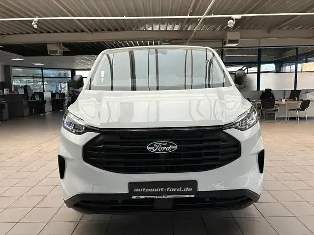 Gebraucht Ford Transit Custom Trend 150 PS (110 kW) 2025 Weiß Van / Kleinbus
