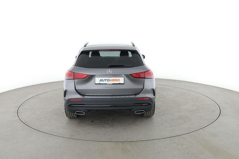 Gebraucht Mercedes GLA200 AMG line 150 PS (110 kW) 2022 Grau SUV