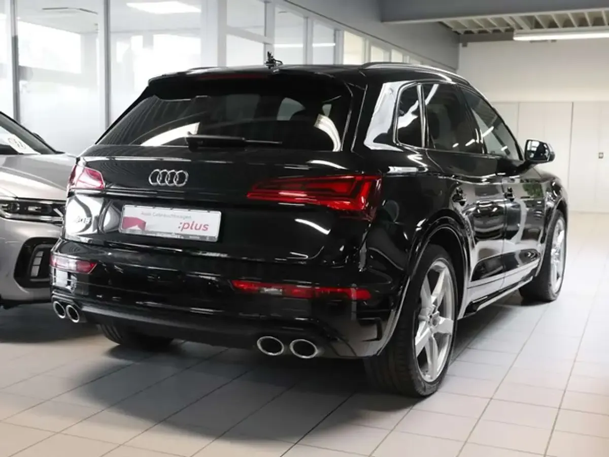 Usata Audi SQ5 Ambiente 341 CV (250 kW) 2023 Nero SUV