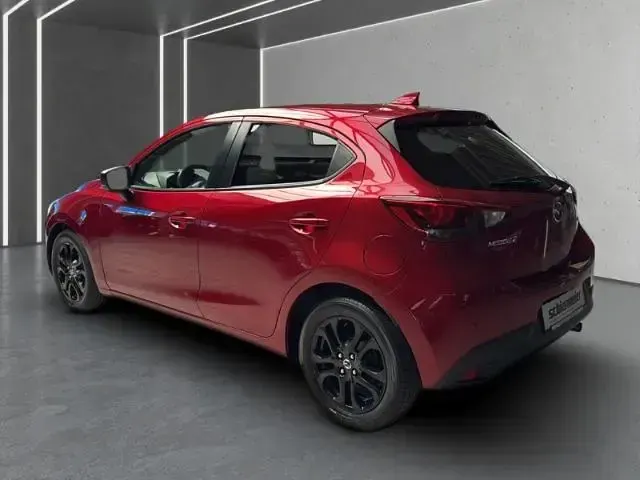 Gebraucht Mazda 2 Kizoku 90 PS (66 kW) 2019 Rot Limousine
