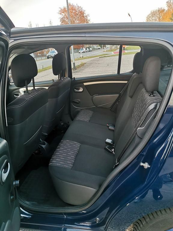Gebraucht Dacia Sandero Lauréate 75 PS (55 kW) 2012 Blau Limousine