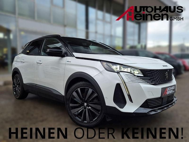 Lack weiss perlglänzend/metall Gebraucht 2022 Peugeot 3008 GT SUV | 28.490 € (Teuer) - Bild 1/4