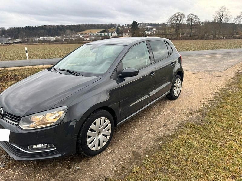 Gebraucht VW Polo 90 PS (66 kW) 2016 Schwarz Kleinwagen
