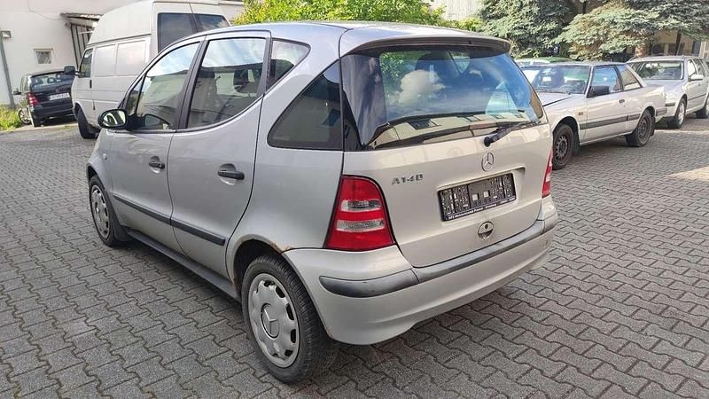 Gebraucht Mercedes A140 Classic 82 PS (60 kW) 2002 Polarsilber  metalliclack Kleinwagen