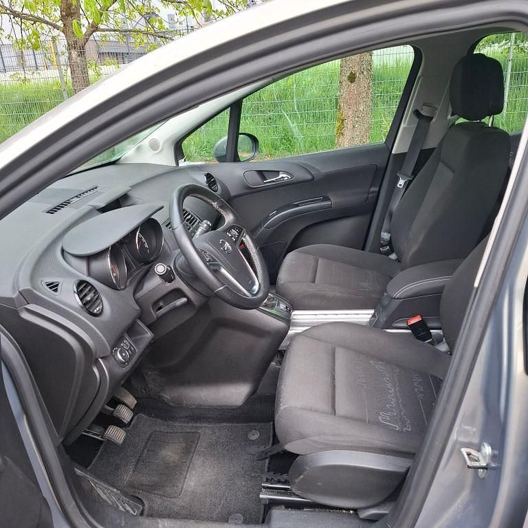 Gebraucht Opel Meriva Edition 120 PS (88 kW) 2014 Van / Kleinbus