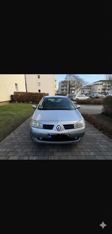 Gebraucht Renault Mégane II 136 PS (100 kW) 2005 Silber Kleinwagen