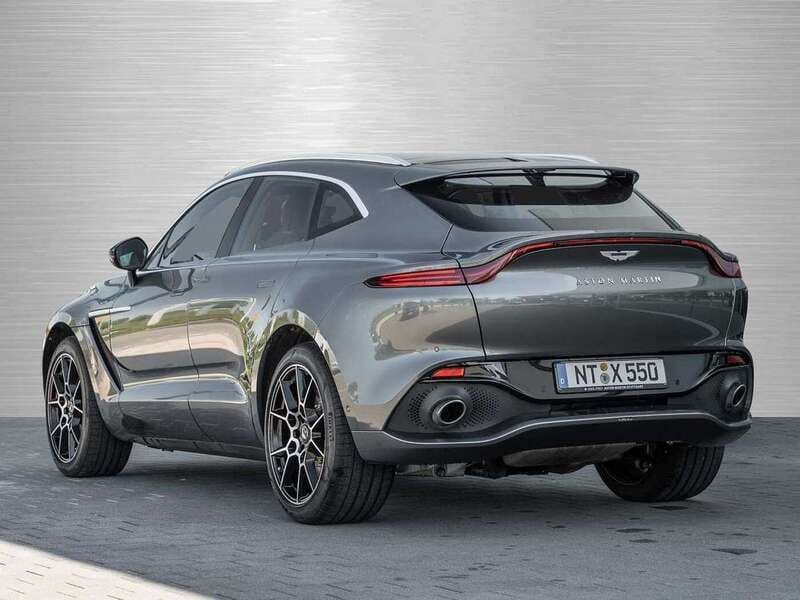 Gebraucht Aston Martin DBX 551 PS (405 kW) 2024 Magnetic silver SUV