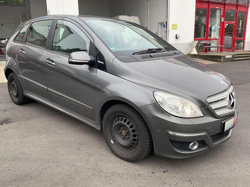 Gebraucht Mercedes B170 116 PS (85 kW) 2009 Grau Van / Kleinbus