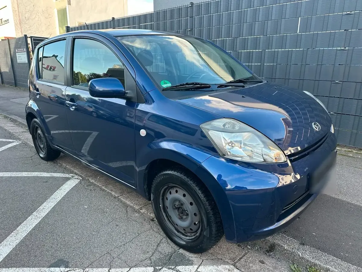 Gebraucht Daihatsu Sirion 69 PS (50 kW) 2007 Blau Kleinwagen
