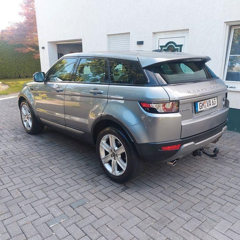 Grau Gebraucht 2012 Land Rover Range Rover evoque Prestige SUV | 9.000 € (Fairer Preis) - Bild 1/4