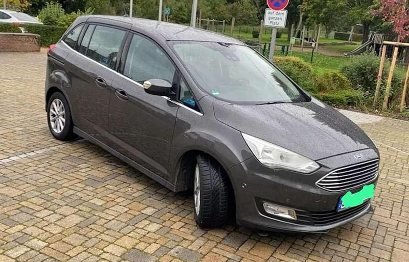 Gebraucht 2018 Ford Grand C-Max Ambiente Van / Kleinbus | 8.200 € (Superpreis) - Bild 1/4