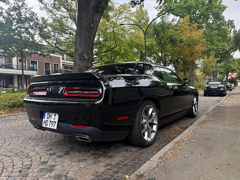 Gebraucht Dodge Challenger SXT 309 PS (227 kW) 2021 Schwarz Coupé