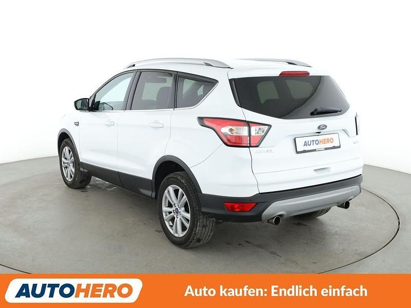 Gebraucht Ford Kuga Trend+ 150 PS (110 kW) 2017 Weiß SUV
