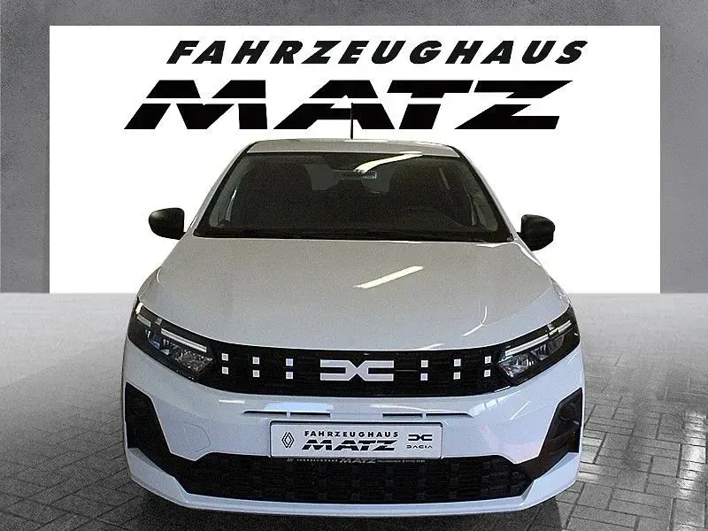 Neu Dacia Sandero Essentiel 67 PS (49 kW) 2026 Weiß Limousine