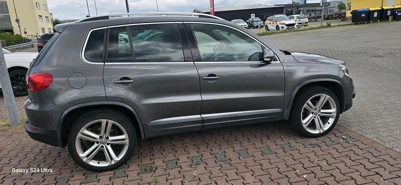 Gebraucht VW Tiguan 150 PS (110 kW) 2015 Silber SUV