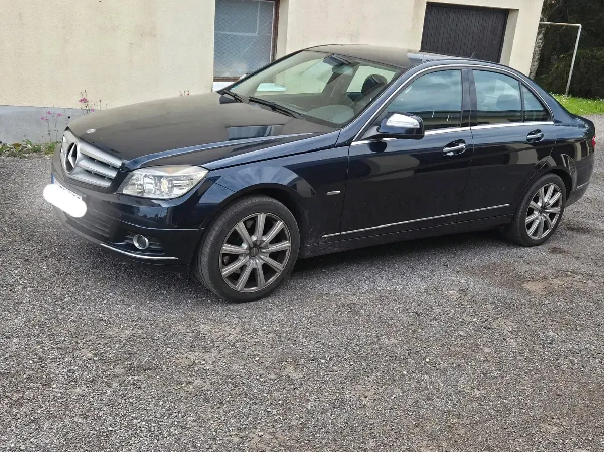 Gebraucht Mercedes C350 272 PS (200 kW) 2007 Blau Limousine