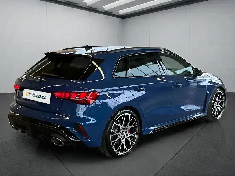 Gebraucht Audi RS3 400 PS (294 kW) 2025 Blau Limousine