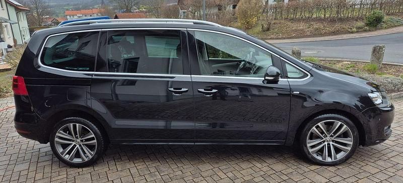 Gebraucht VW Sharan Cup 140 PS (102 kW) 2015 Schwarz Van / Kleinbus