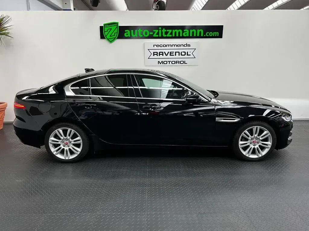 Gebraucht Jaguar XE S 204 PS (150 kW) 2021 Schwarz Limousine