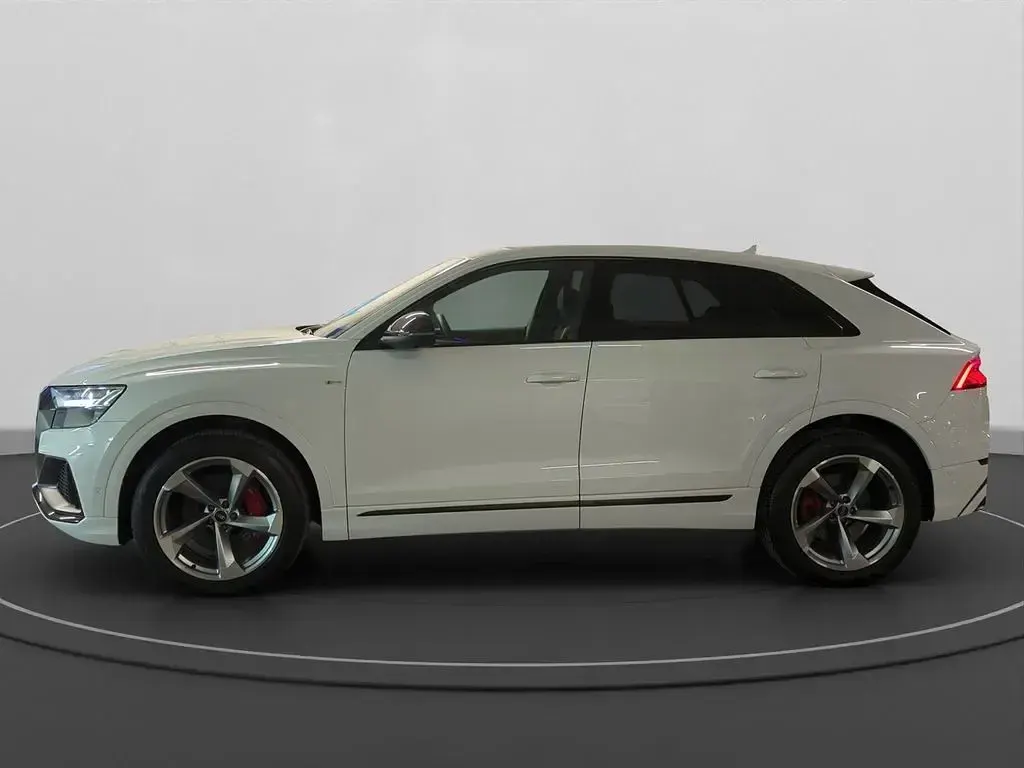 Gebraucht Audi Q8 Competition 286 PS (210 kW) 2023 Gletscherweiss metallic SUV