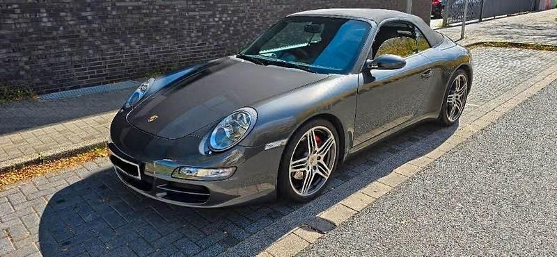 Grau Gebraucht 2006 Porsche 911 Carrera S Cabriolet Cabrio | 55.999 € (Superpreis) - Bild 1/4