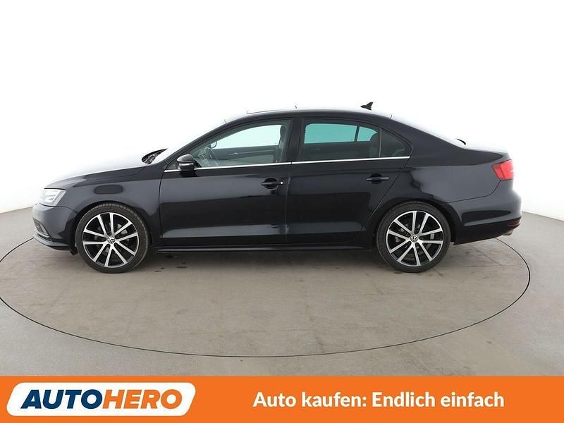 Gebraucht VW Jetta 150 PS (110 kW) 2016 Schwarz Limousine