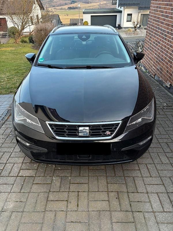 Gebraucht Seat Leon FR 150 PS (110 kW) 2019 Schwarz Limousine